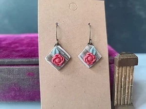 Polymer Clay Floral Dangling Pierced Earrings New - Picture 1 of 10