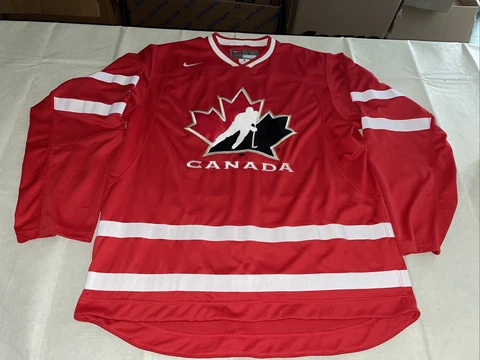 NIKE TEAM CANADA HOCKEY JERSEY Adult LARGE IIHF Red Gold Leaf Trim Crest Rare Cover