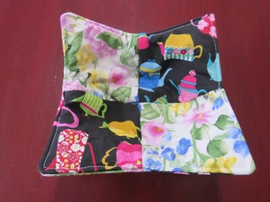 Microwave Bowl Cozy Patchwork Teapots and Floral Soup Bowl Cozy - Picture 1 of 2