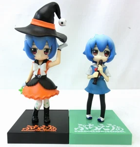 ※ Juego de 2 figuras Evangelion Petit Eva Rei Ayanami "De Japón" "En stock" - Imagen 1 de 13