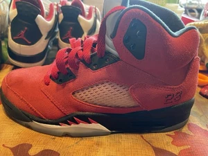 Air Jordan 5 V Retro Raging Bull DD0587-600 Varsity Red Suede Size 5.5y - Picture 1 of 9