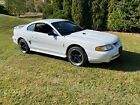 1994 Ford Mustang COBRA oupe White RWD Manual COBRA