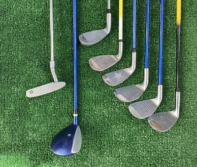 Wilson Movie Junior Golf Set 32” FW Driver Inches S,6,7,9,Iron +Ex/RH/Pre-Owned - Image 1 of 4