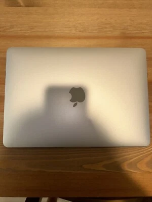 Apple MacBook 12 inch Laptop - Early 2015 Memory 8GB 1600 MHz DDR3 - Image 1 of 3