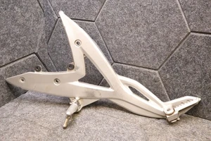 KAWASAKI ER6F LEFT HAND FOOTREST HANGER 2006-2008 - Picture 1 of 11