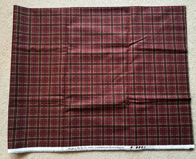 ¡NUEVO! Holly Taylor - Tela de edredón Moda - Forever Green - 54" X 43" de ancho Foto 1 de 3