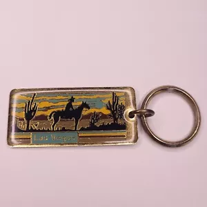 Llavero Llavero De Colección Años 80 Vaquero Desierto Caballo Cactus Metal Esmalte - Imagen 1 de 3