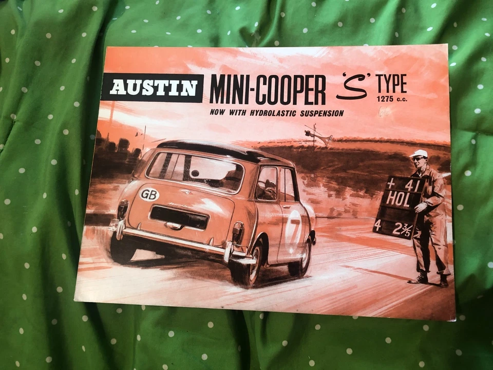 Austin Mini Cooper S 1966 folleto de ventas de carreras suspensión hidrolástica raro fabricante de equipos originales Foto 1 de 4