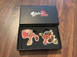Splatoon 2 Inkling Girl And Squid Pink Pin Badges Set Promo Preorder Bonus - Picture 1 of 3