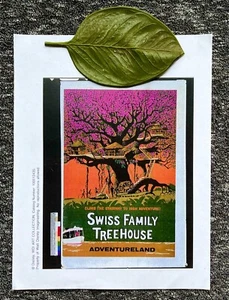 CASA DEL ÁRBOL FAMILIAR SUIZA DISNEYLAND De colección ORIGINAL HOJA DE PLÁSTICO Y ARTE DE PÓSTER - Imagen 1 de 24