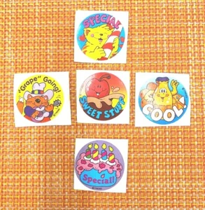 VINTAGE TREND SCRATCH & SNIFF AUFKLEBER HOMESCHOOL BELOHNUNGEN WÄHLEN SIE IHREN DUFT - Bild 1 von 8