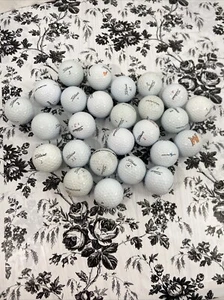 26 Titleist Pro-V1 & andere weiße Golfbälle - Bild 1 von 5