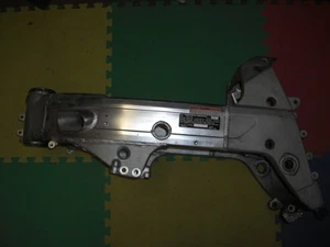 stock frame main chassis straight TL1000R TL1000 TLR TL 1000 98 99 00 01 02 03 - Picture 1 of 1