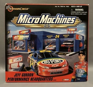 1999 Micro Machines JEFF GORDON #24 DuPont Performance Headquarters Set Vintage - Picture 1 of 9