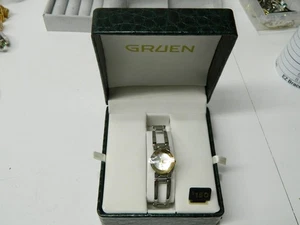 New GRUEN Lady's silver tone watch with box & paperwork - Picture 1 of 8
