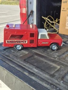 Vintage Nylint Chevy Emergency Truck Red Ambulance #4130  16”  - Picture 1 of 20