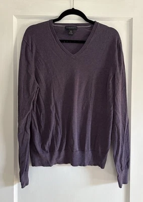 Men's Purple Banana Republic V-Neck Pullover Sweater Size Large - Image 1 of 3