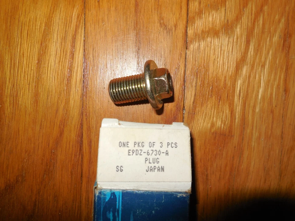 Nuevo de Lote Antiguo Ford Taurus 1986-1989 3,0 L cárter de aceite tapón de drenaje E9DZ-6730-A Foto 1 de 1