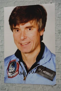 ORIGINAL Autogramm von Ulf Merbold. pers. gesammelt. 100% ECHT. GROSSFOTO - Foto 1 di 1