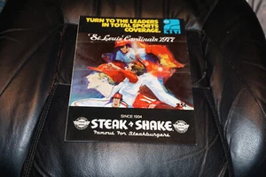 1977 CARDINALS BASEBALL PROGRAM VS CUBS CARDS WIN 2-1 - Picture 1 of 3
