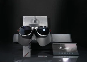 Oakley Romeo 1 Plasma Finish-Titanium Polarized Lenses+Oakley Vault+Soft Bag - Picture 1 of 11