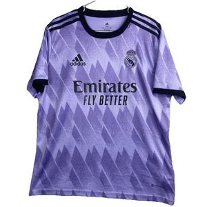 Camiseta Real Madrid Hombre Mediana Púrpura Federico Valverde Adidas Fútbol Visitante - Imagen 1 de 11