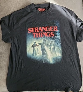 Netflix Stranger Things T Shirt Men's Size XL - Picture 1 of 3