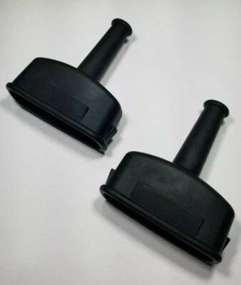 JUEGO DE 2 TAPAS GOMA CARCASA LUZ TRASERA IZQUIERDA Y DERECHA VOLKSWAGEN VANAGON 1980-1991 Foto 1 de 2