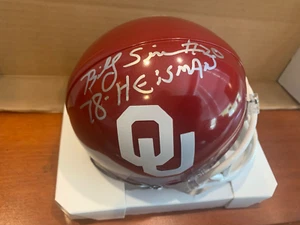 Billy Sims FIRMADO Oklahoma Sooners MINI CASCO Autógrafo VSR4 GTP Heisman - Imagen 1 de 1