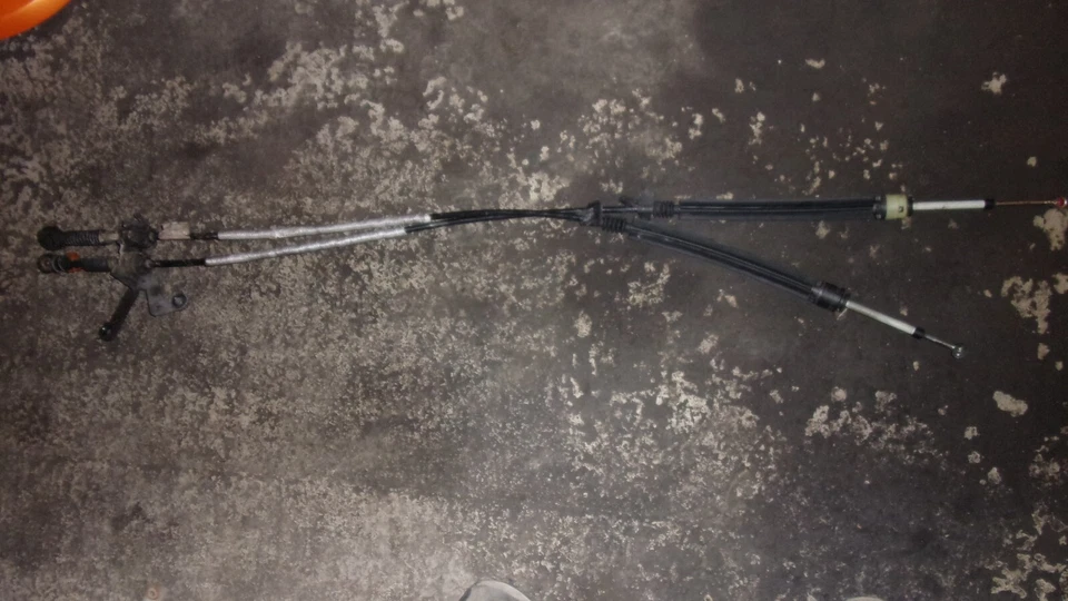 Ford Focus St Mk 2 Shift Cable - Image 1 of 1