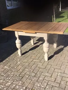 oak draw leaf table .Leaves can be removed for easy access .Extends to 150cm - Picture 1 of 3