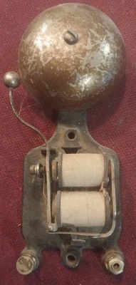 老式 1920 - 30 年代电动门铃报警铃 — 第 1/4 张图片