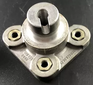 Vintage Mercedes 0440 Genuine Ignition Rotor Adapter 119 158 / 1230328030 Vh5 - Bild 1 von 3