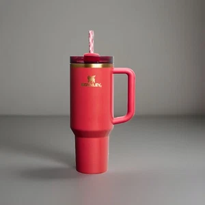 🔥Stanley The Quencher H2.0 FlowState Tumbler 40 OZ - Scarlet Tinsel NUOVO CON ETICHETTE💥 - Foto 1 di 4