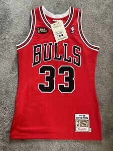 Scottie Pippen Authentic Mitchell & Ness NBA Jersey Chicago Bulls 1997-98