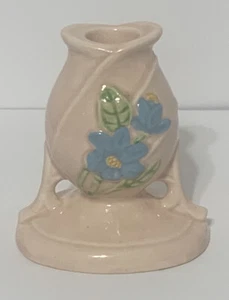 Vintage HULL ART POTTERY H-24 MAGNOLIA CANDLE STICK HOLDER - Picture 1 of 4