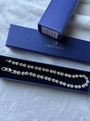 Swarovski una angelic Tennis Necklace (Silver) - Image 1 of 4