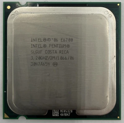 Procesador CPU Intel Pentium E6700 de escritorio - SLGUF Foto 1 de 2