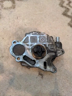 09 10 11 12 13 14 VOLKSWAGEN JETTA 2.0L VACUUMP PUMP 03L-145-100 OEM - Image 1 of 4