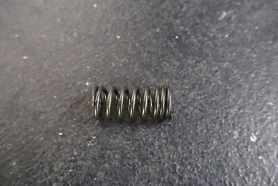 HONDA 1988 NT650 HAWK VT600C SHADOW ENGINE MOTOR INTAKE VALVE INNER SPRING - Изображение 1 из 4