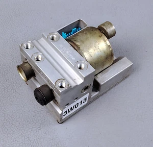 1998 SUZUKI VITARA 1.6 Anti Lock Brake ABS Pump Module ACTUATOR 56110 65D0 - Picture 1 of 14
