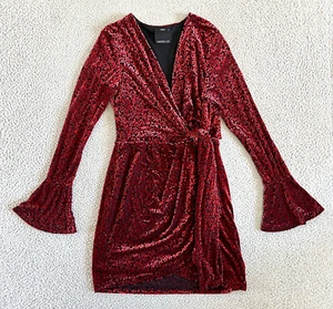 C/Meo Collective Breakthrough Black Red Dress Sz Medium Velvet Flutter Sleeve - Picture 1 of 24