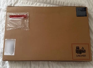 Alienware M18 r2 - i9-14900HX, 64GB, RTX 4090 , 2TB SSD, Win11 PRO Gaming Laptop - Picture 1 of 3