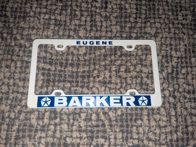 РЕДКАЯ винтажная пластиковая рама номерного знака Eugene Oregon Barker Chrysler Dodge - Изображение 1 из 2