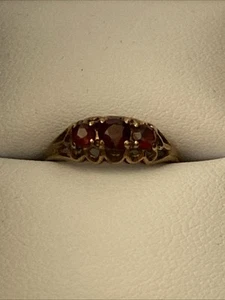 9ct Antique Garnet Ring Size E 1/2 - Picture 1 of 7