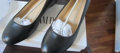 Zapatos de salón DREAM PAIRS para mujer talla 8,5 NEGROS Debbie tacón medio de cuña Foto 1 de 4