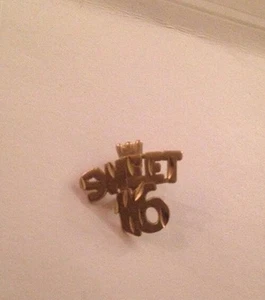 14K Sweet 16 Charm A26 - Picture 1 of 12