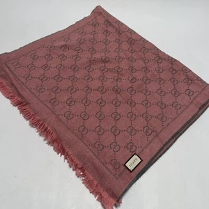 Sciarpa Gucci rosa e grigia jacquard logo GG bicolore lana sciarpa donna - Foto 1 di 11