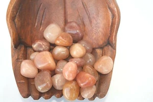 Six Peach Aventurine Tumbled Stones 15mm Reiki Healing Crystals Sacral Chakra - Picture 1 of 5