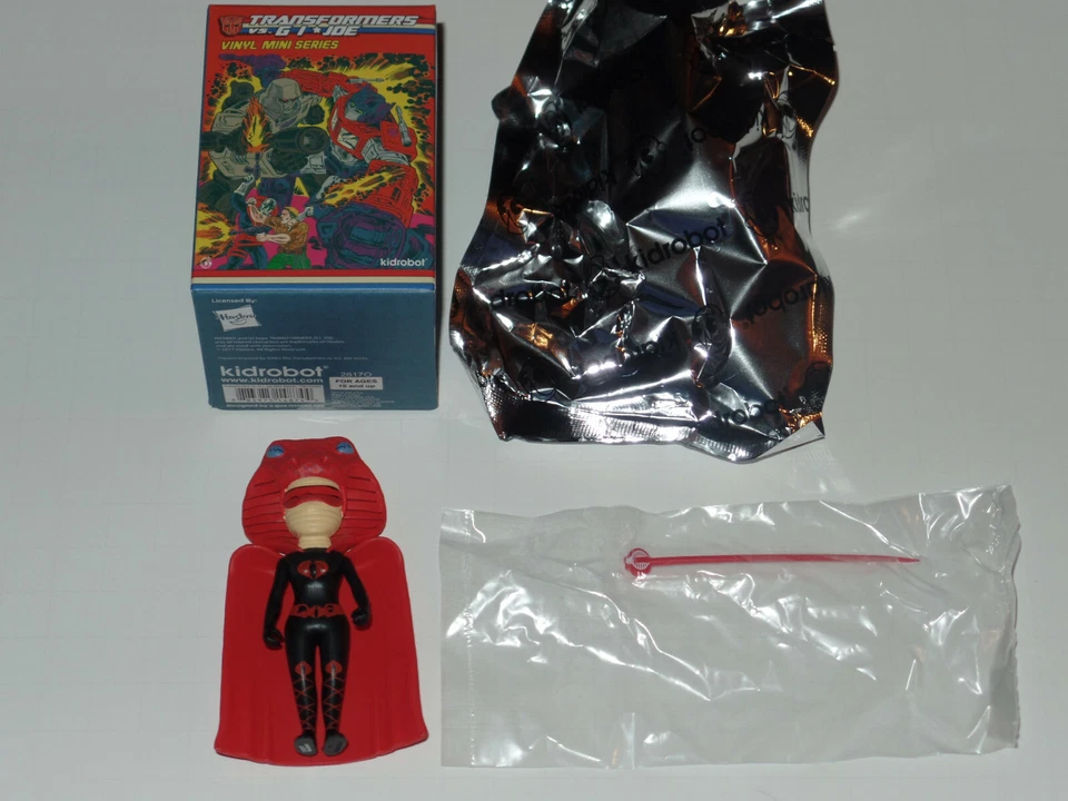 Kidrobot Transformers Vs Gi Joe Serpentress 3" Vinyl Mini Figure 1/96 Chase - Image 1 of 4